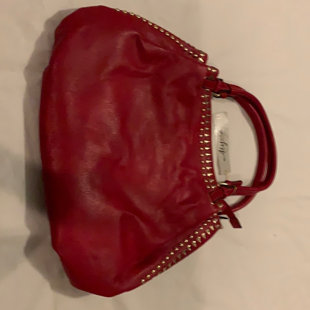 Alyssa purse